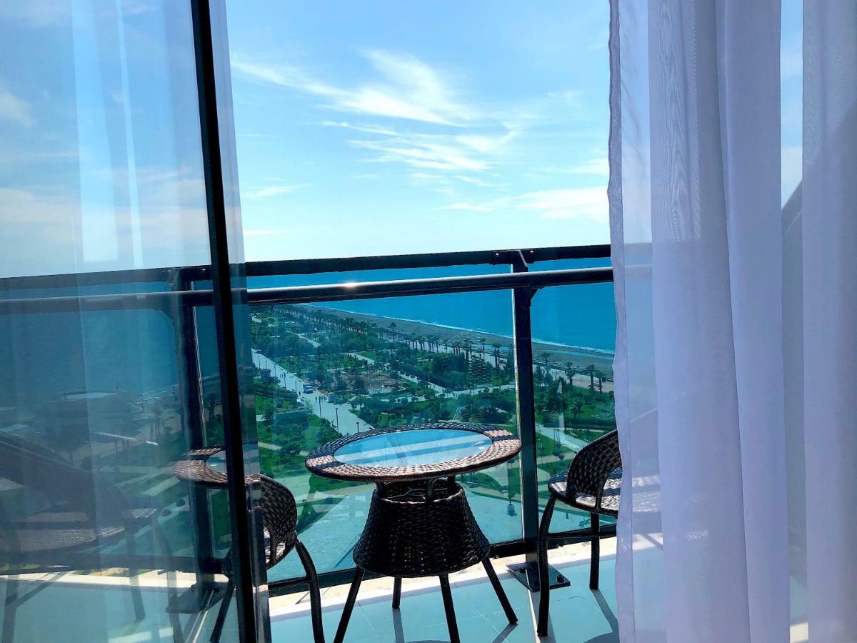 Orbi Beach Tower Aparts Batumi Exterior foto
